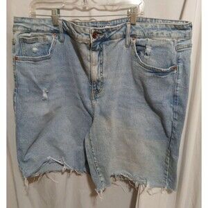 Terra & Sky denim Bermuda shorts Size  22 W  high rise light wash distressed